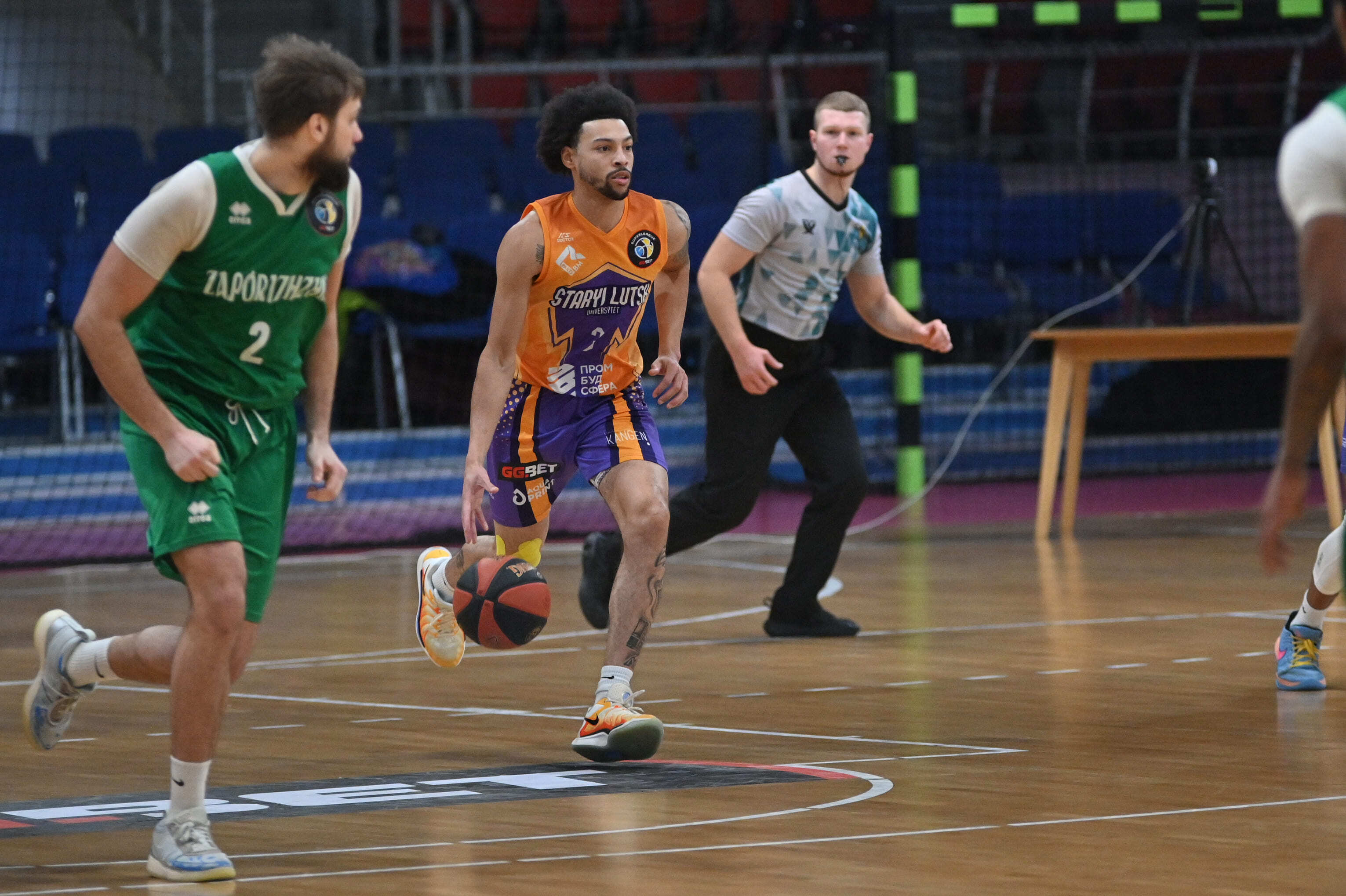 Старий Луцьк здобув першу перемогу у сезоні, обігравши Запоріжжя